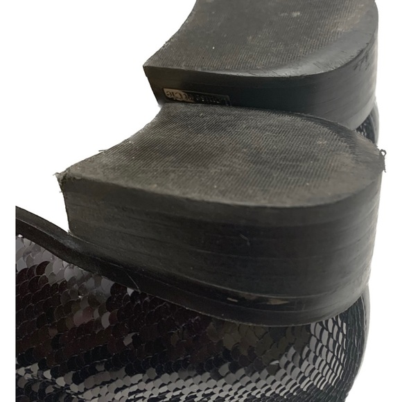 LOUISE ET CIE -‘Adwin' Black Patent Leather Almond Toe oxfords. Size 7.5 US - Picture 10 of 10